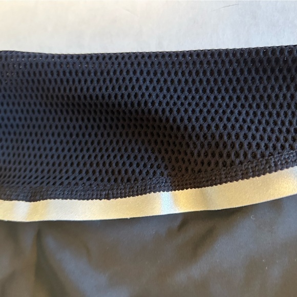 Beroy Cycling padded black shorts w/small pocket on back side. Sz L.   Q12 - Picture 5 of 13